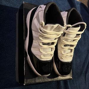 Mens Jordan 11 retro Concord